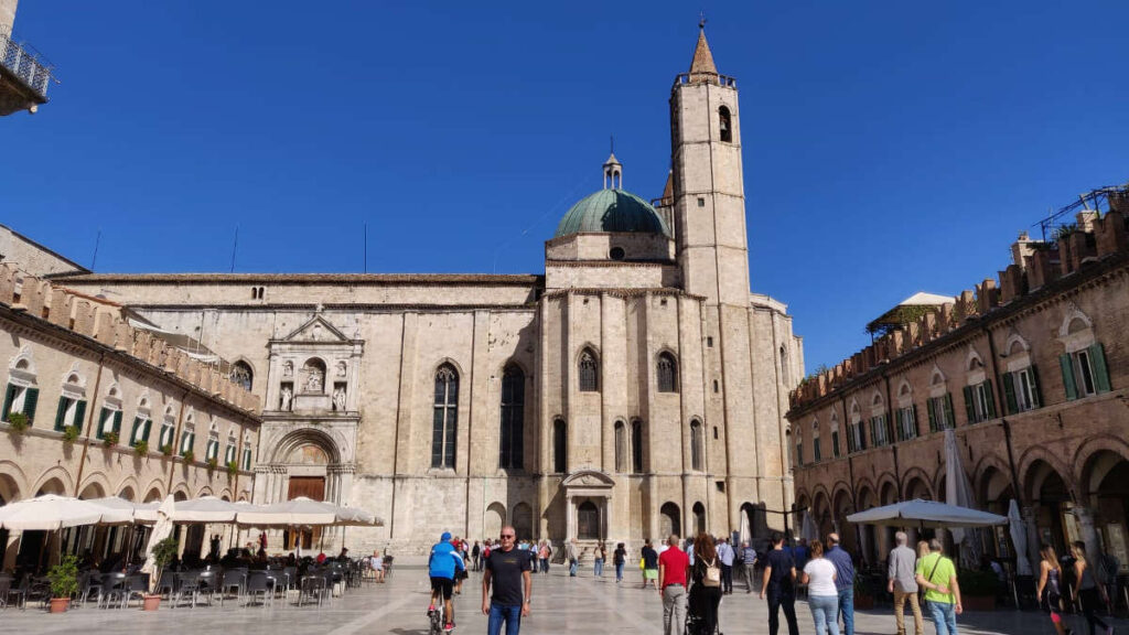 ascoli-viaggi-organizzati-marche
