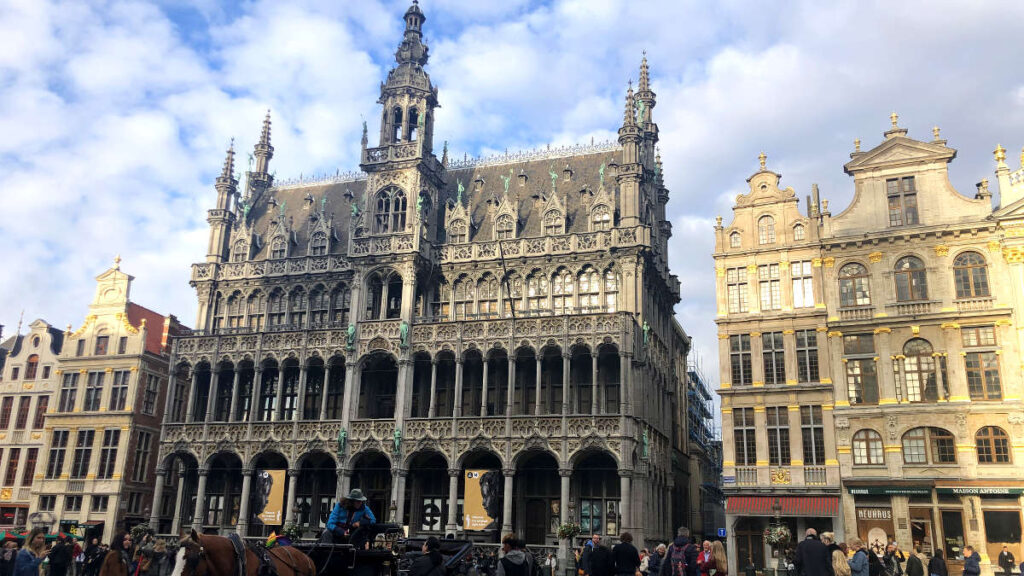 Bruxelles viaggi organizzati in pullman e aereo da ancona low cost capodanno e le sue attrazioni belgio