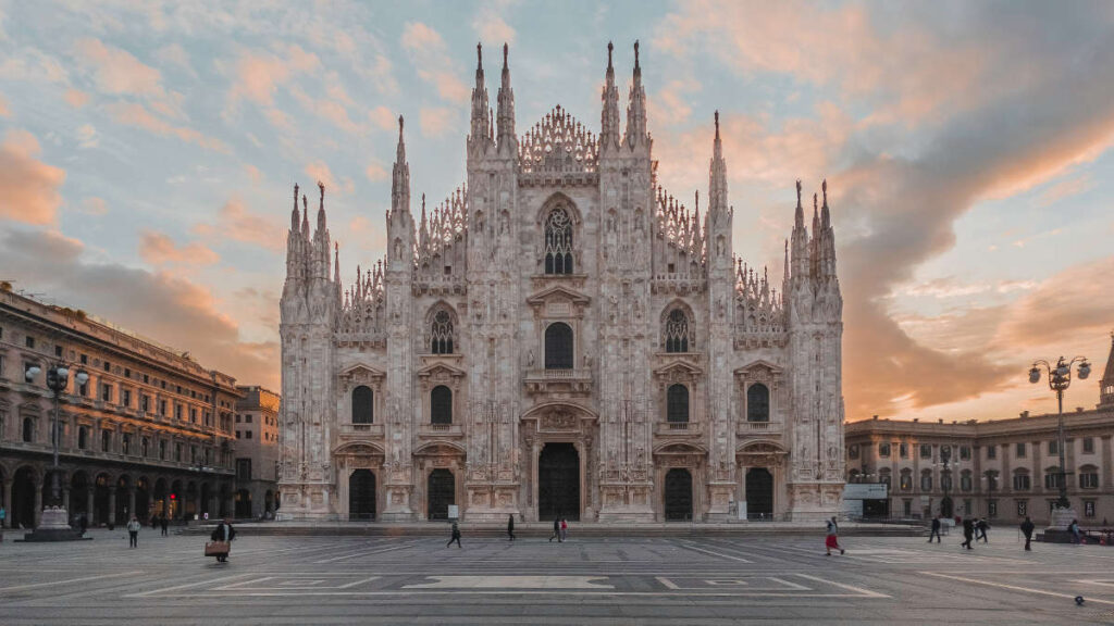 Viaggi organizzati a milano bergamo cremona a capodanno in pullman