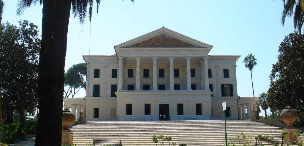 villa-torlonia-viaggi-organizzati-lazio