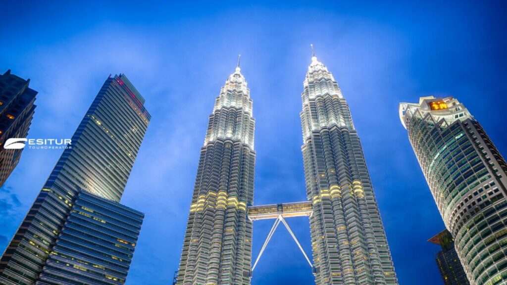 viaggi organizzati in malesia e paradisi tropica in aereo