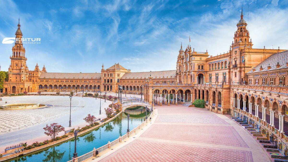 viaggio organizzato cosa a vedere a siviglia e andalusia